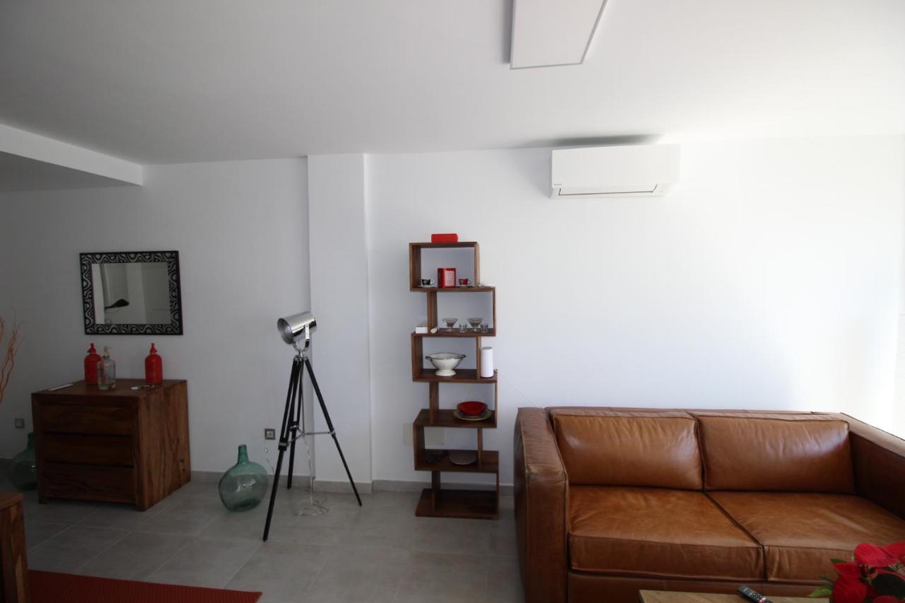 Sun, Sea And Rocks Apartment Puerto De Mogan Exterior photo